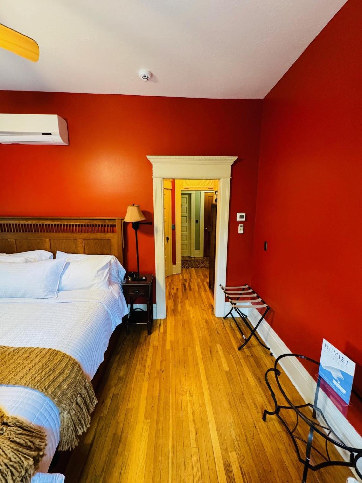 The Gibson Mansion Bed And Breakfast Миссула Экстерьер фото