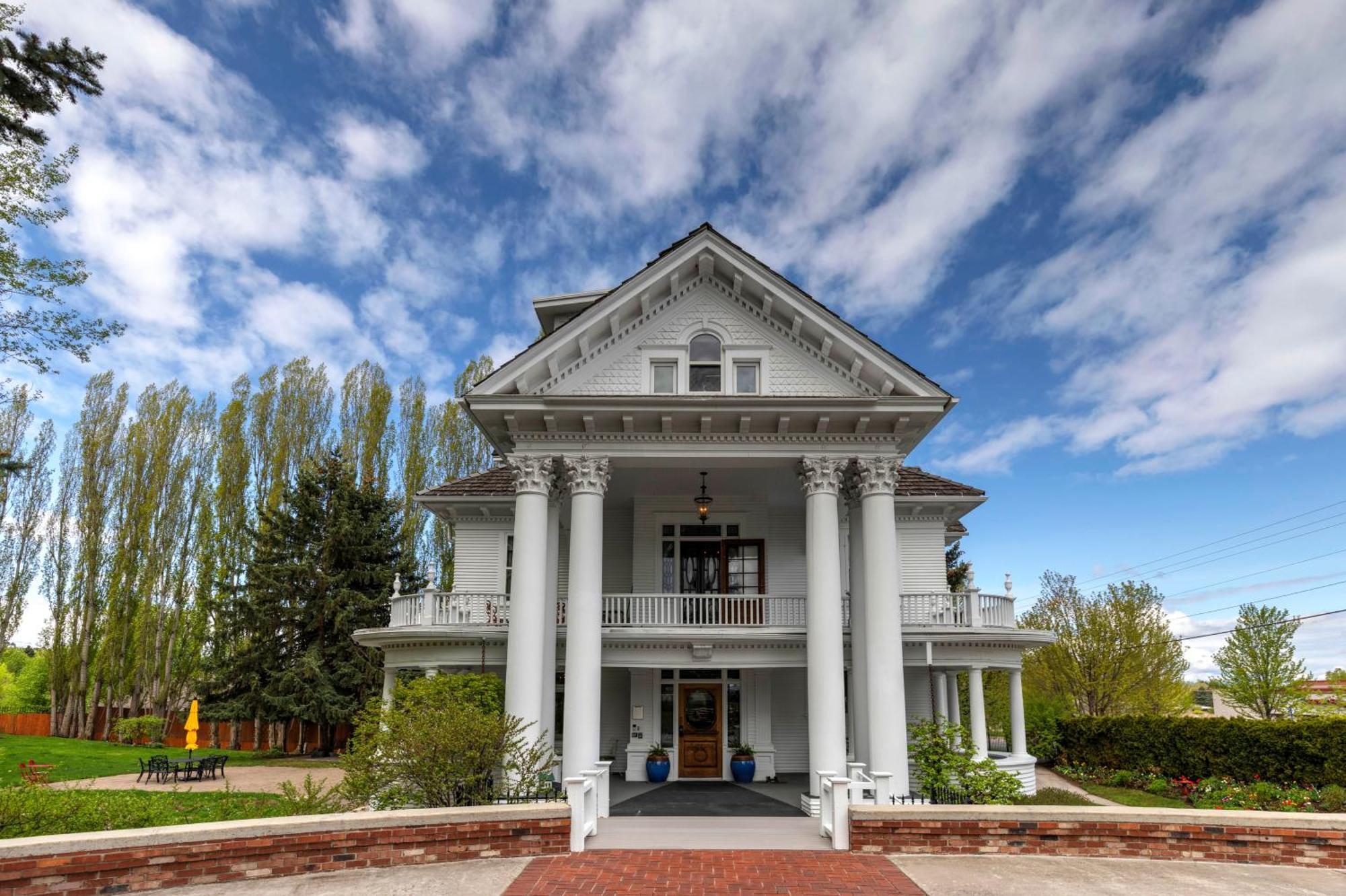 The Gibson Mansion Bed And Breakfast Миссула Экстерьер фото