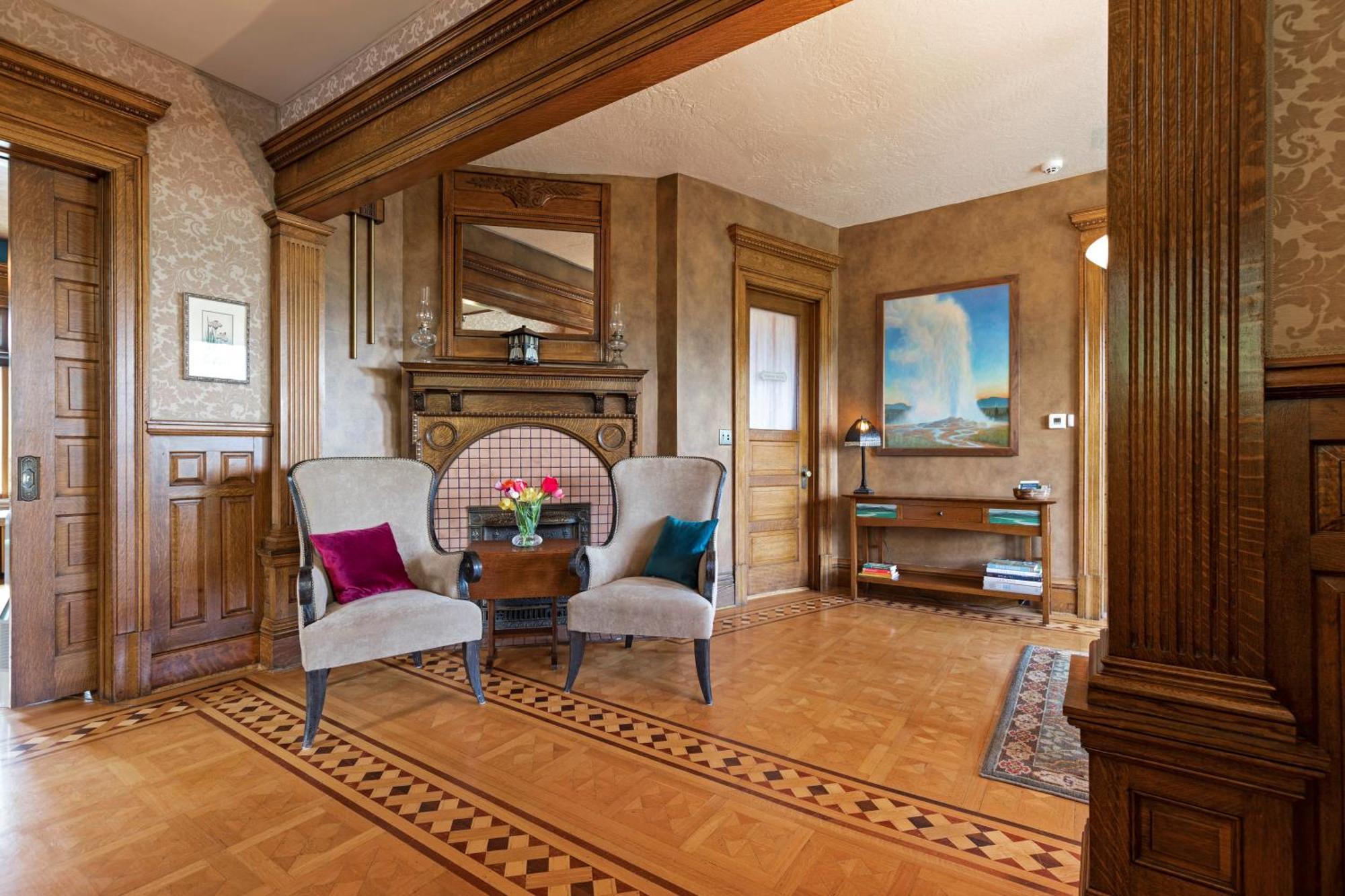 The Gibson Mansion Bed And Breakfast Миссула Экстерьер фото