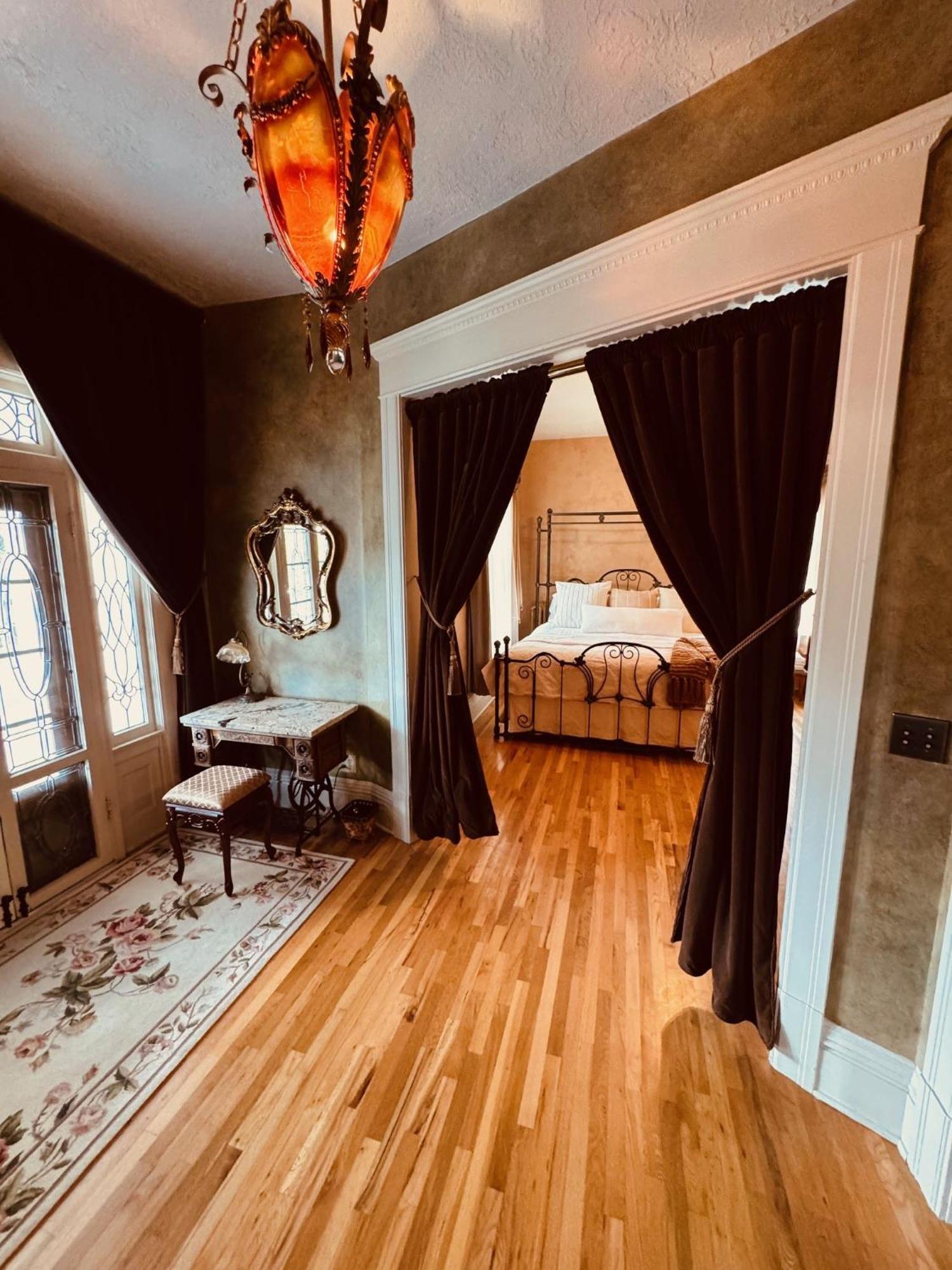 The Gibson Mansion Bed And Breakfast Миссула Экстерьер фото